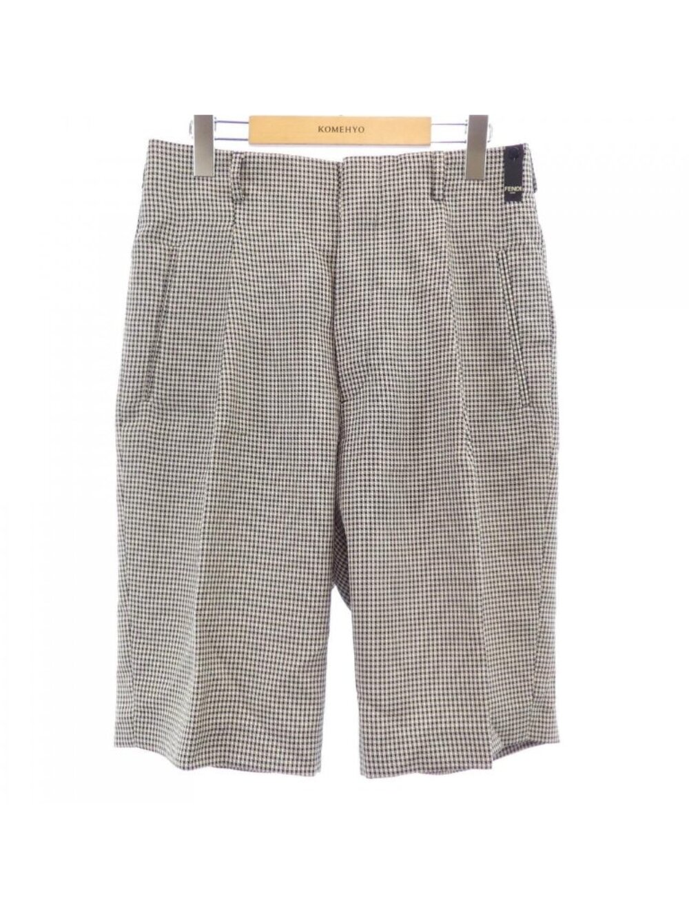 Fendi Shorts Beige